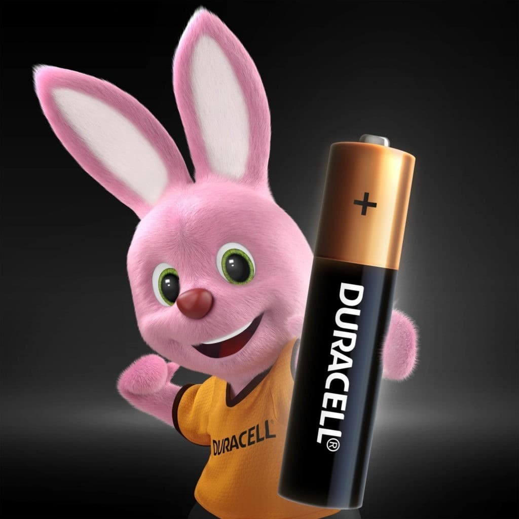 Pilhas Duracell AAA em uso