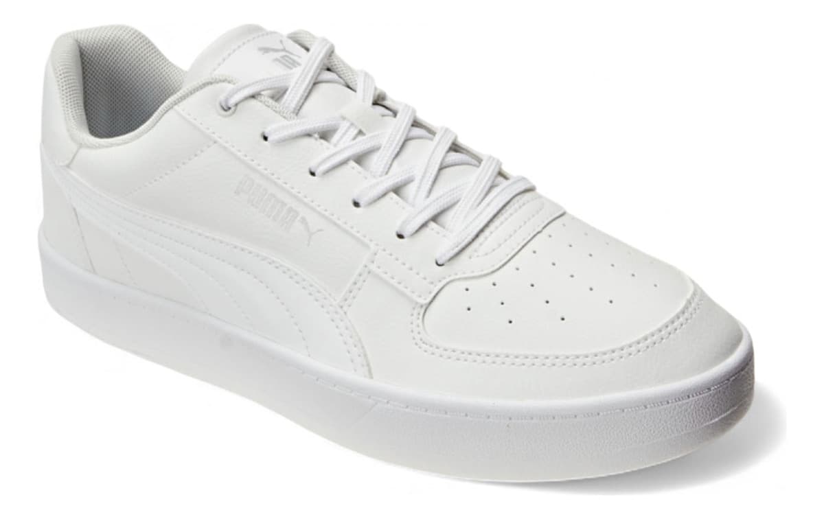 Detalhe do tênis Puma Caven 2.0, mostrando a qualidade do material e costuras